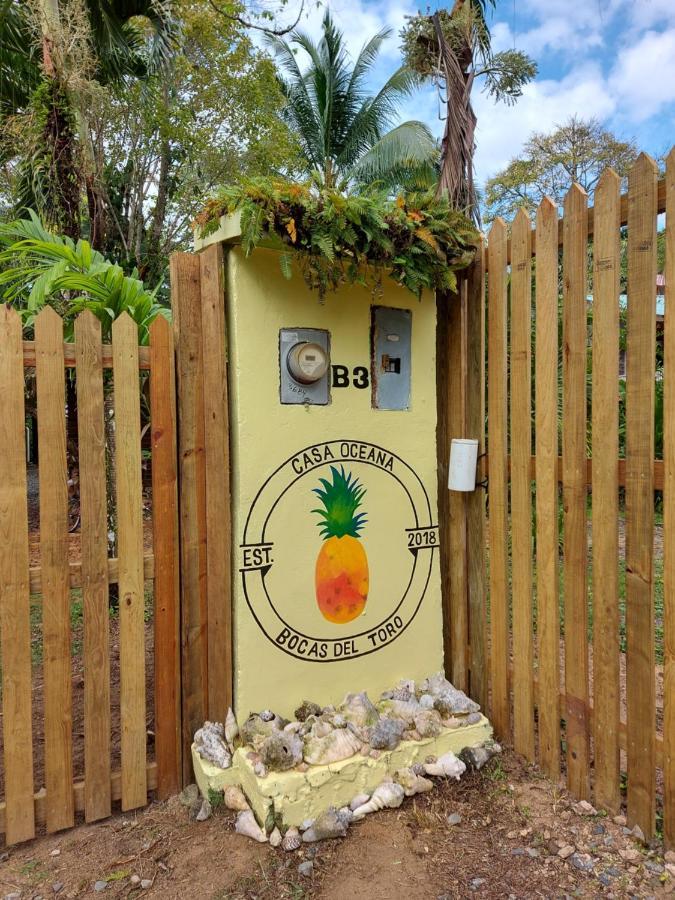 Casa Oceana Bed & Breakfast Bocas del Toro Exterior foto